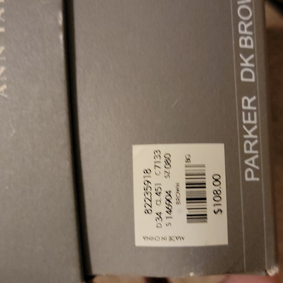 Ann Taylor Flats SALE - Picture 5 of 5